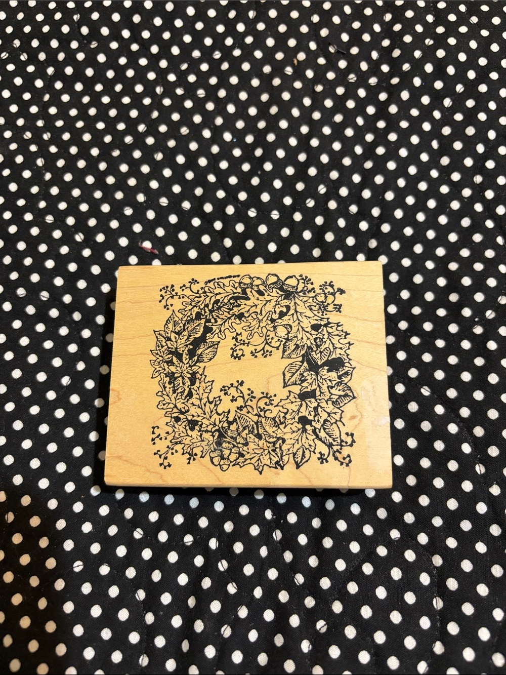 Handcrafted Wooden Wreath Art Stamp - Natural Wood